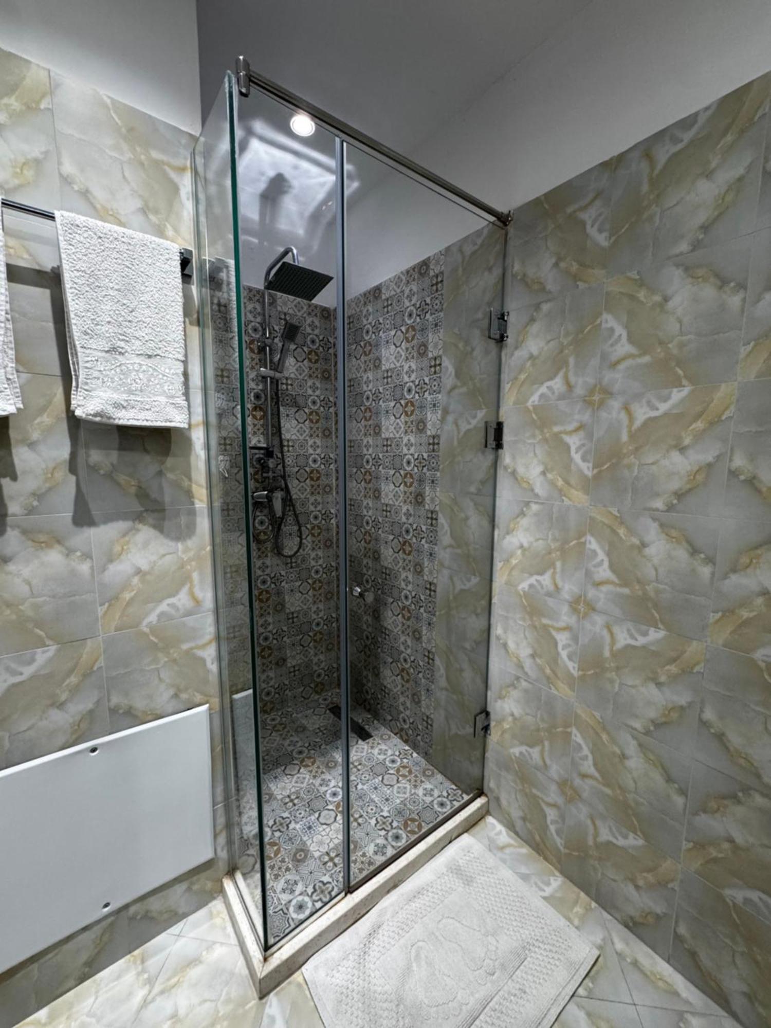 Sky & Sea View Luxury Apartments Dıraç Dış mekan fotoğraf
