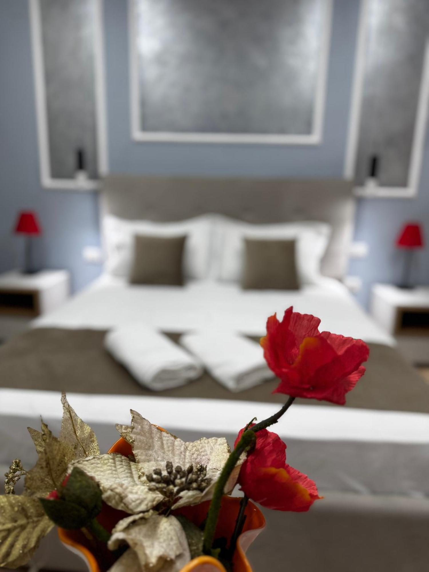 Sky & Sea View Luxury Apartments Dıraç Dış mekan fotoğraf